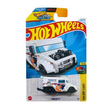 Mainline Basic Car Assortment, Design & Styles May Vary, 1 car